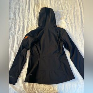 Lululemon Cross Chill Jacket